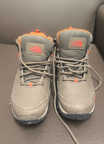 North Face 36 numara orjinal the nortf face bot sıfır ayarında sadece bitan