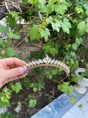 Bal rengi gelin tacı