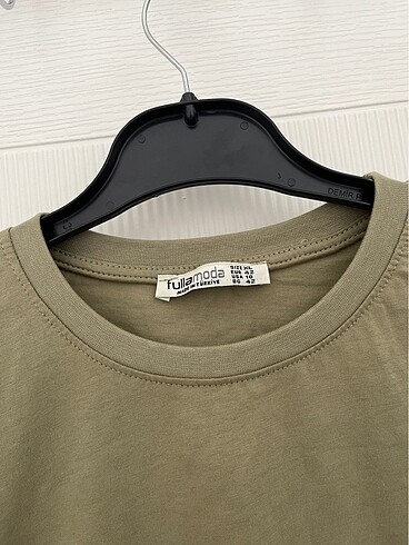 xl Beden Crop tişört