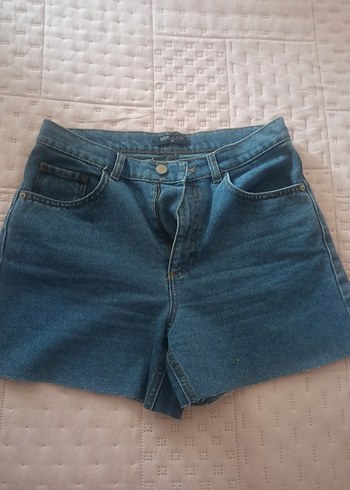 LC Waikiki Kadın Mavi Mini Denim Şort Rahat Kesim