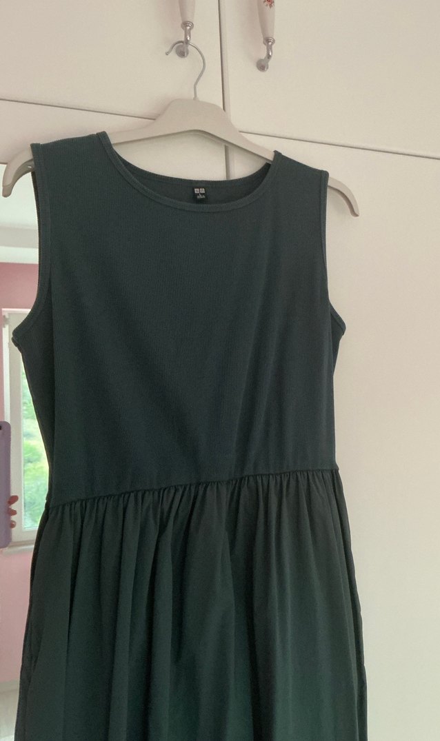 Uniqlo marka midi koyu yeşil elbise - Görsel 2