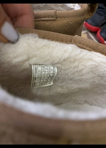 UGG Kadın Kahverengi Süet Dolgu Topuk Bot - Görsel 4