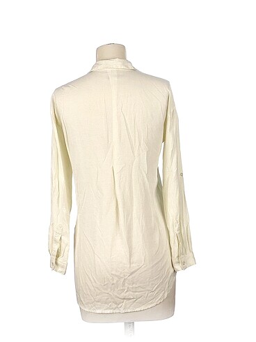 xs Beden PreLoved Gömlek %70 İndirimli.