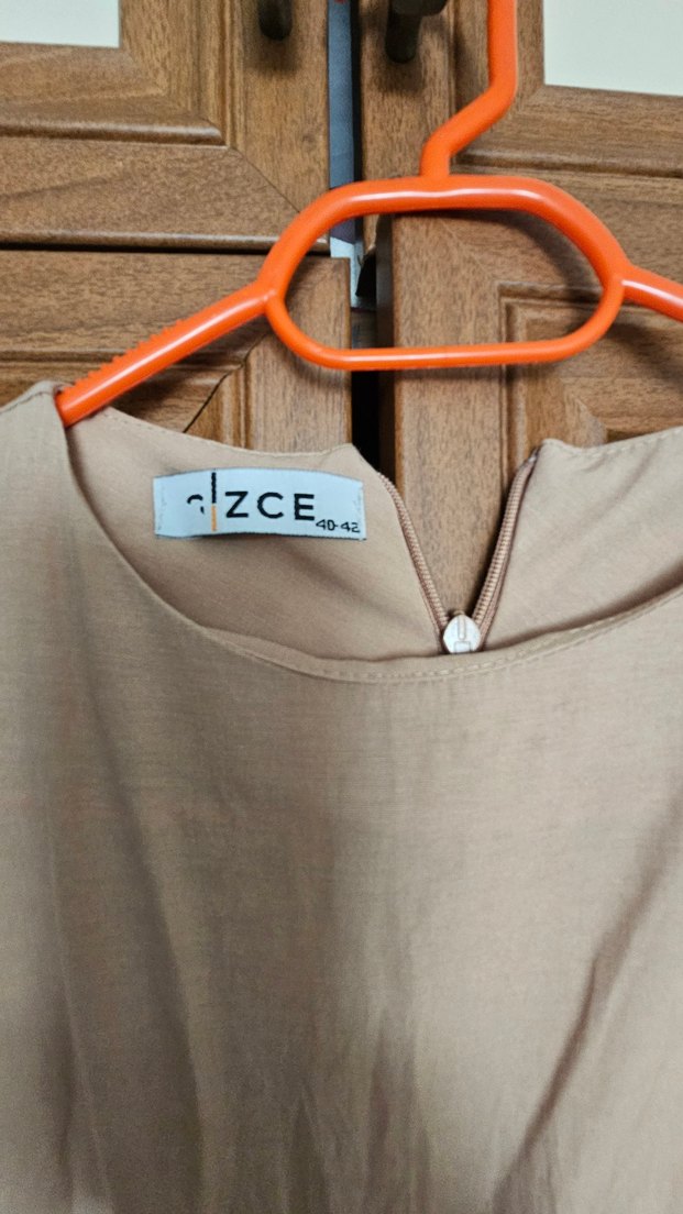 Bej Uzun Keten Elbise, Fırfırlı, Gizce marka - Görsel 3