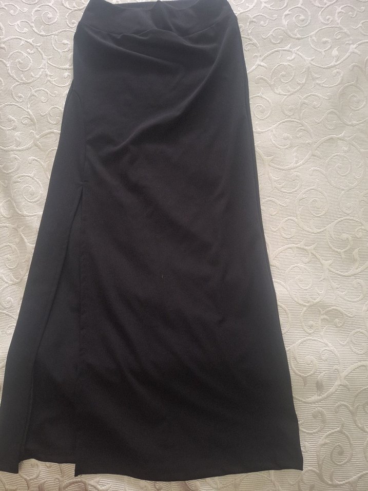 Siyah Uzun Yırtmaçlı Kadın Etek - Görsel 2