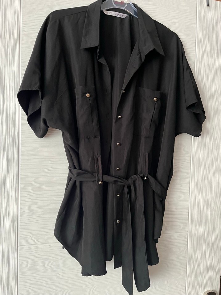 Düğmeli  kemerli Siyah  Kadın Gömlek - Görsel 5