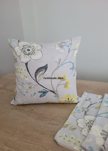 Gri Çiçekli Modern Kırlent Kılıfı - Görsel 3