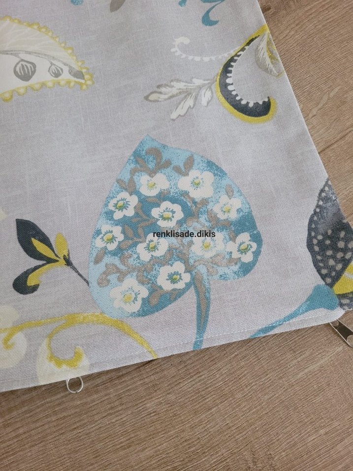 Gri Çiçekli Modern Kırlent Kılıfı - Görsel 4