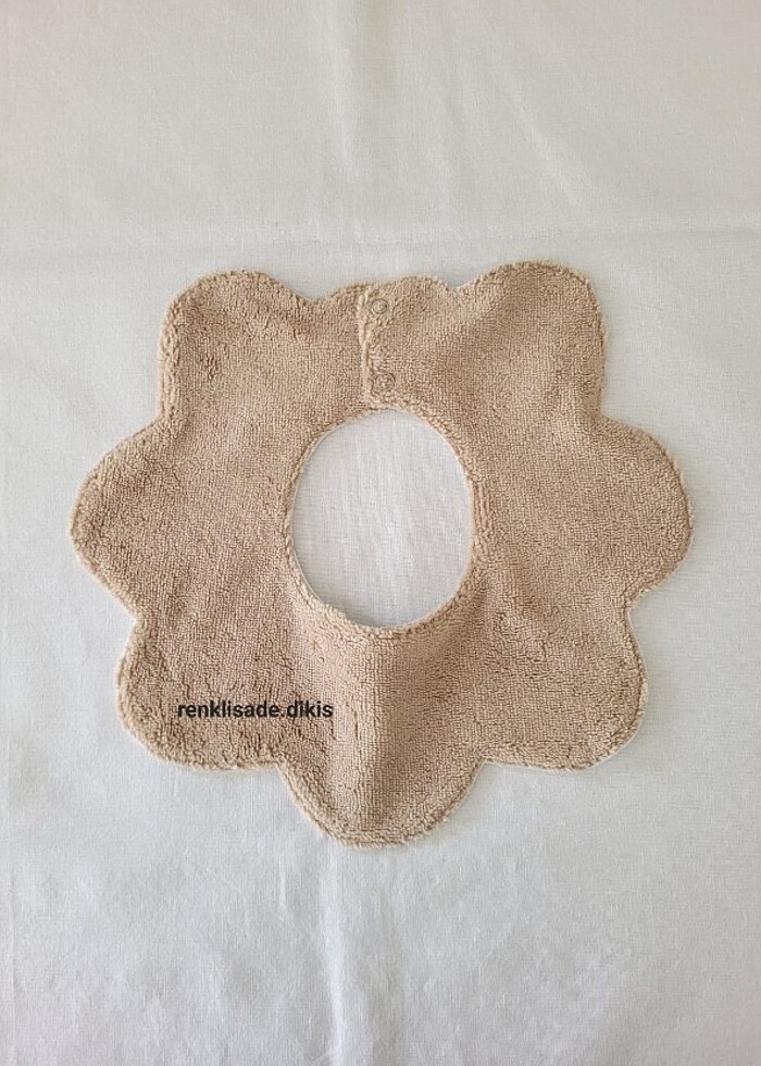 Havlulu bebek önlüğü  - Görsel 2