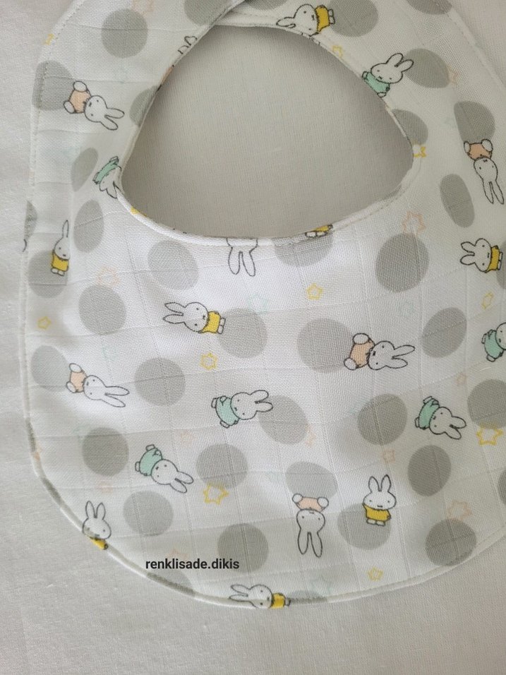 tavşan Desenli Bebek Önlüğü - Görsel 2