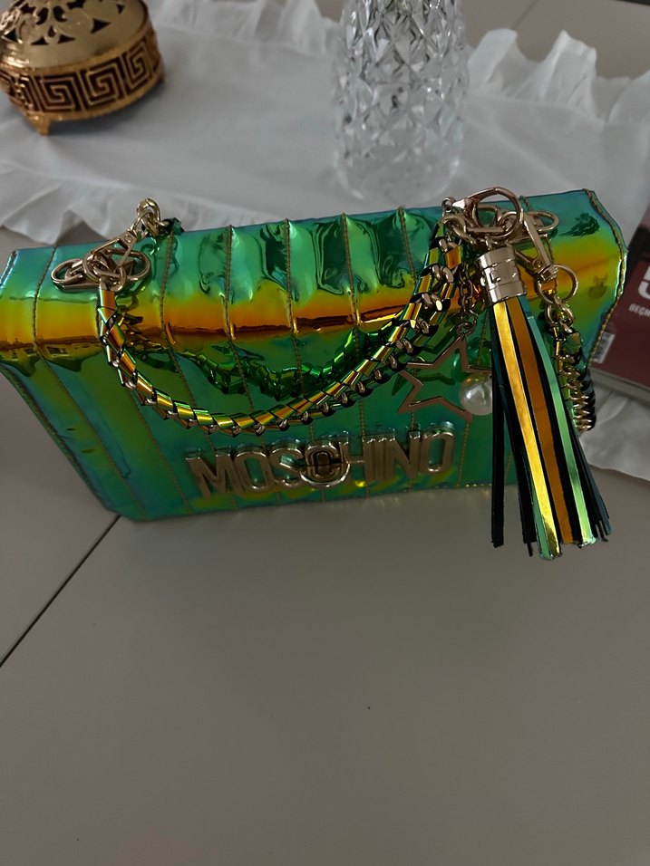 Parlak Zincir Detaylı Moschino Kadın Çanta - Görsel 2