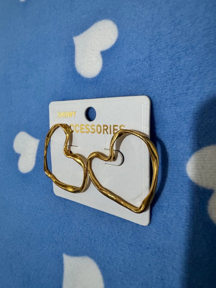 Altın Renkli Kalp Küpe - Görsel 2