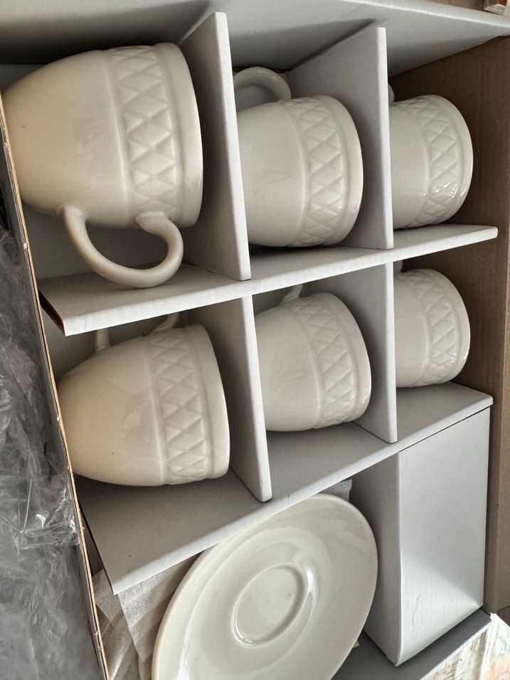 Madame Coco Beyaz Seramik 6 Kişilik Fincan Takımı - Görsel 2