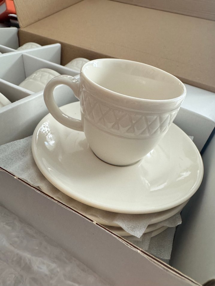 Madame Coco Beyaz Seramik 6 Kişilik Fincan Takımı - Görsel 3