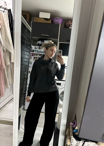 Gri Kapüşonlu Kadın Sweatshirt - Görsel 4