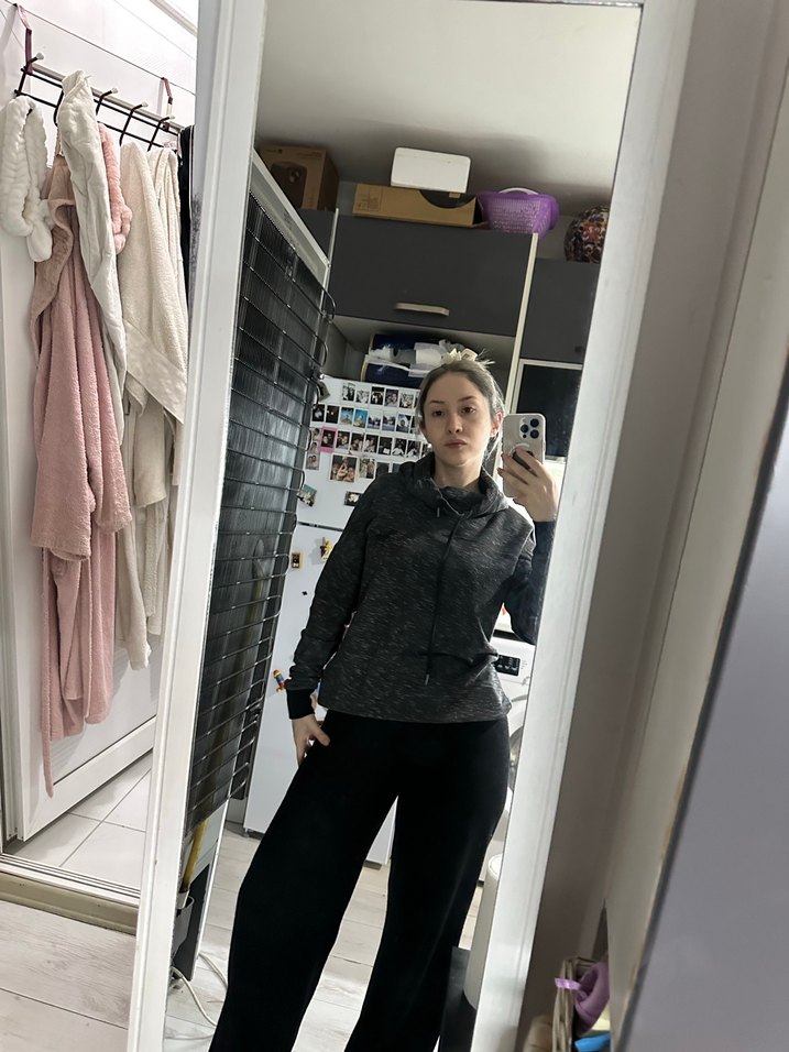 Gri Kapüşonlu Kadın Sweatshirt - Görsel 5