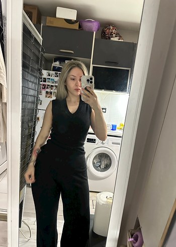 Twist Siyah V Yaka Kolsuz süveter - Görsel 2