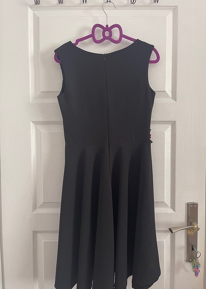 Çiçek desenli abiye elbise - Görsel 3