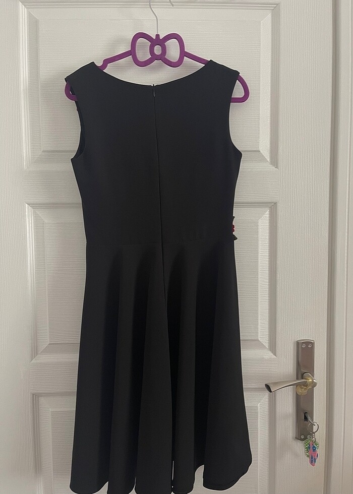 Çiçek desenli abiye elbise - Görsel 4