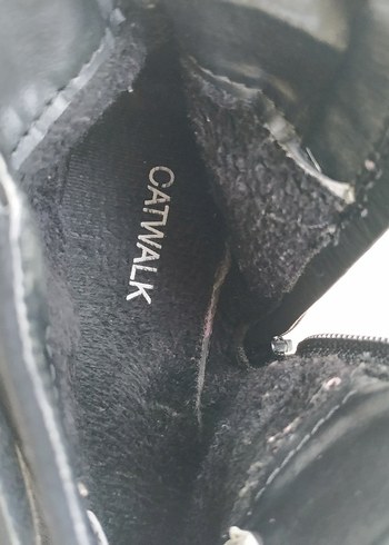 Siyah Süet Kemerli Dolgu Topuklu Kadın Bot - Görsel 6