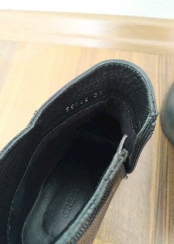 Siyah Deri Tokalı Blok Topuklu Kadın Bot - Görsel 6