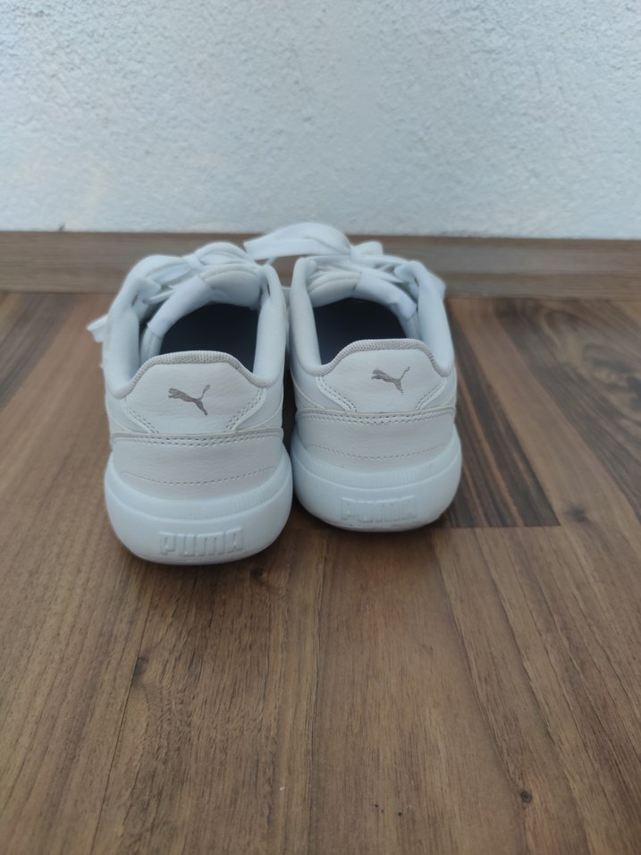 Beyaz Puma Kadın Spor Ayakkabı - Görsel 4