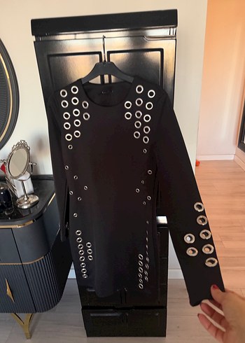 Kuş gözü detaylı mini elbise - Görsel 5