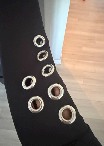 Kuş gözü detaylı mini elbise - Görsel 3