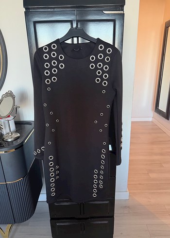 Kuş gözü detaylı mini elbise - Görsel 7