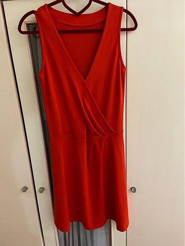 s Beden kırmızı Renk Narciceği rengi elbise