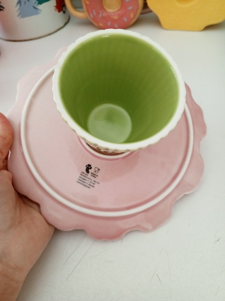 Flying Tiger Pembe Çiçek Desenli Modern Pasta Standı - Görsel 3