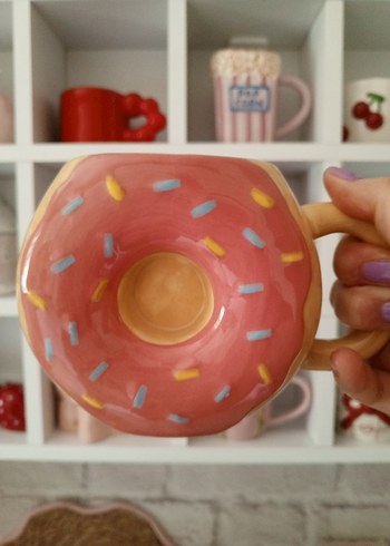  Flying Tiger Pembe Donut Desenli Seramik Kupa