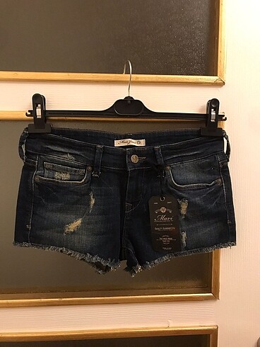 26 Beden mavi Renk Mall of İstanbul mavi mağaza alındı Mavi jean kot şort