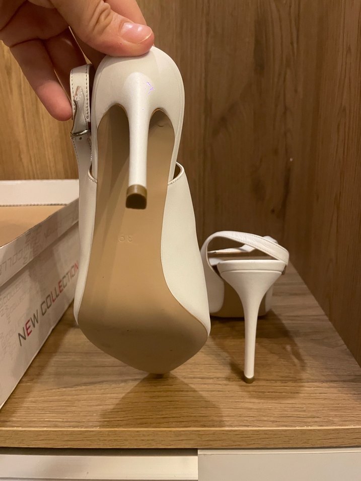 Beyaz Stiletto Topuklu Kadın Abiye Ayakkabı - Görsel 4