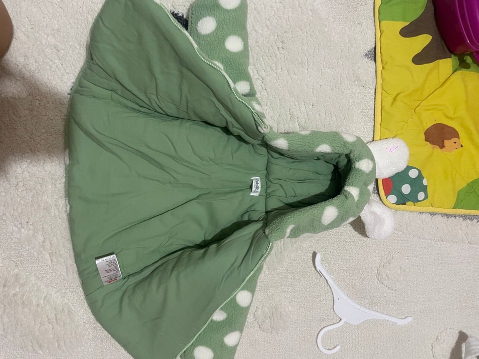 Kapüşonlu Yeşil Puantiyeli Bebek mont - Görsel 2