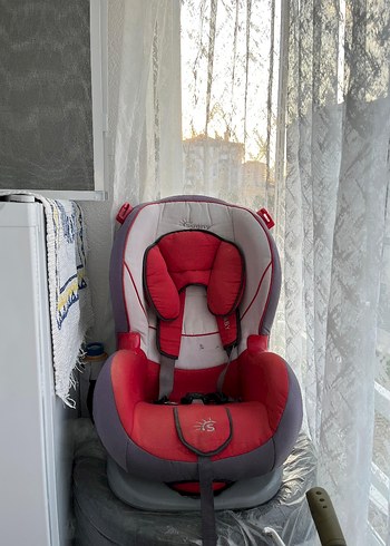 Kırmızı Gri Çocuk Araba Koltuğu