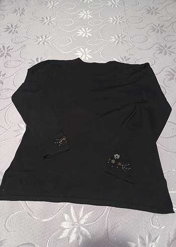 l Beden siyah Renk Diger Siyah Uzun Kollu İşlemeli Bluz