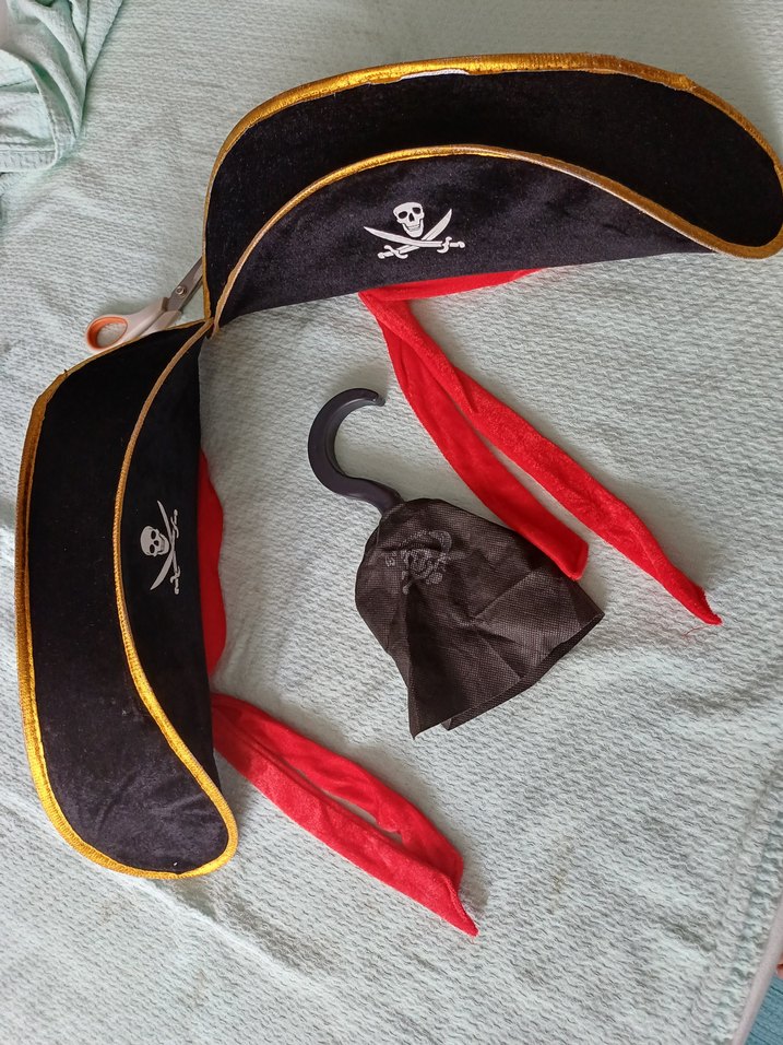 Siyah Korsan Şapkası ve Kanca Seti - Görsel 4