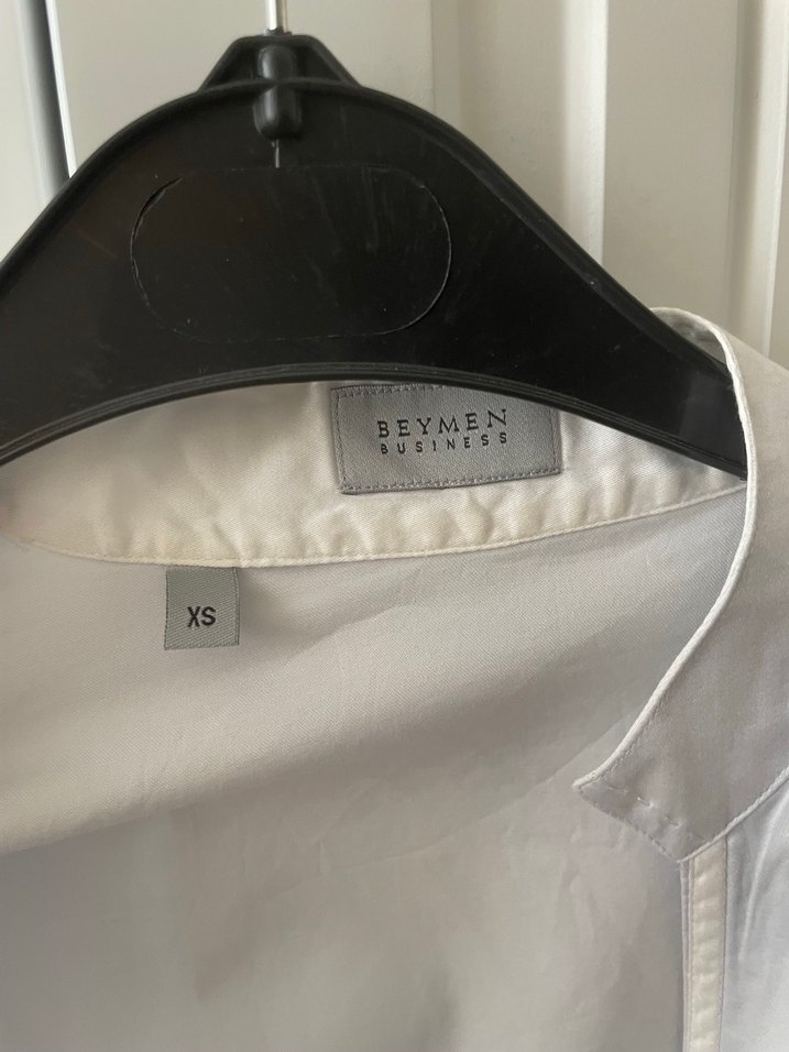 Kadın Beyaz Keten Düğmeli Gömlek - Görsel 2