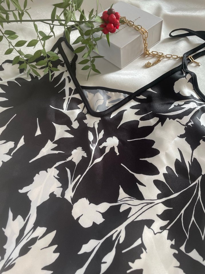 Bohem Siyah Beyaz Çiçekli Mini Pijama Takımı - Görsel 4