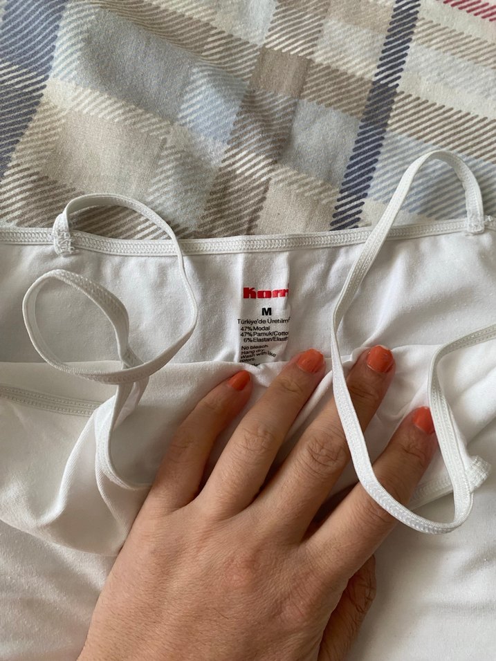 Beyaz kom atlet - Görsel 3