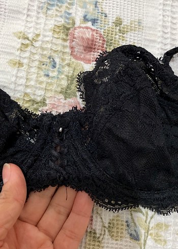 Siyah İşlemeli Gotik Midi Sütyen - Görsel 3