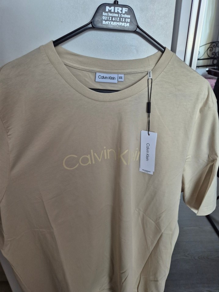 Bej Pamuklu Calvin Klein Erkek Tişört - Görsel 3