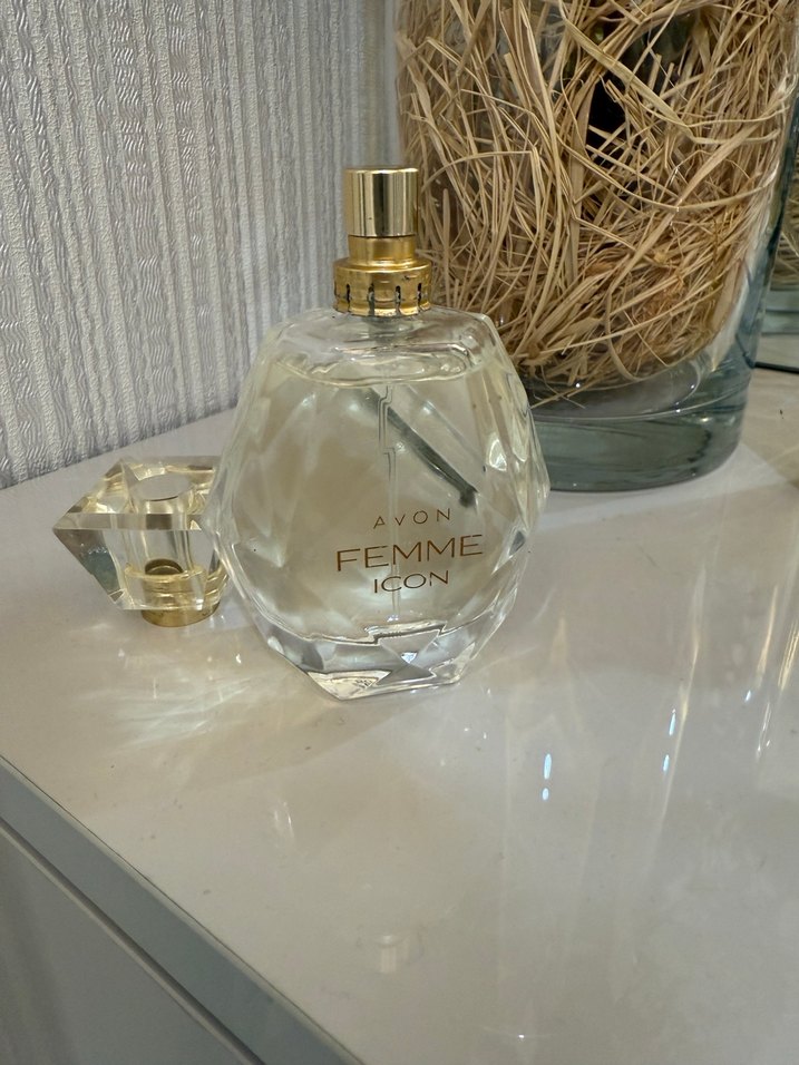 Avon Femme Icon Kadın Parfümü - Görsel 3