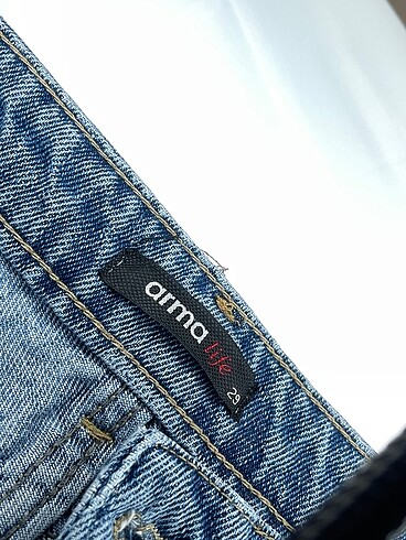 36 Beden çeşitli Renk PreLoved Jean / Kot %70 İndirimli.