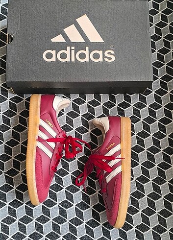37 Beden çeşitli Renk Adidas Samba