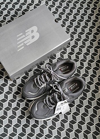 40 Beden gri Renk New Balance Spor Ayakkabı
