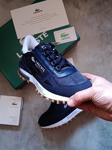 LACOSTE SPOR AYAKKABI