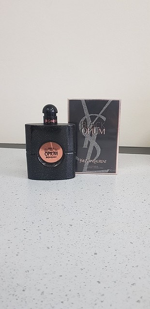 YVES SAİNT LAURENT BLACK OPTIMUM KAMPANYA FİYATIDIR 