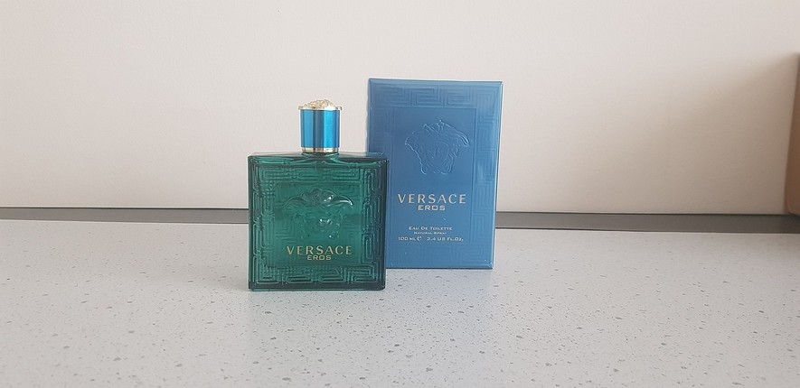 VERSACE MEN KAMPANYA FİYATIDIR 